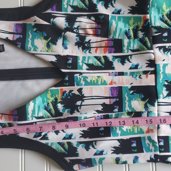 Nicole by Nicole Miller palm tres dress, small - Picture 11 of 12